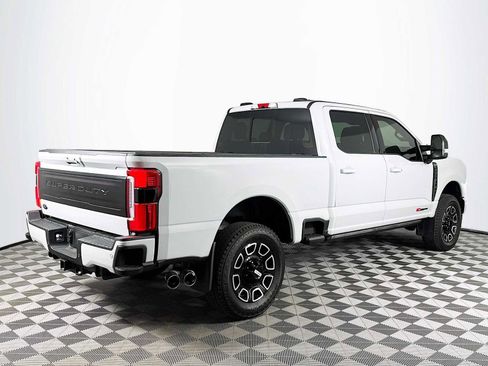 Used 2025 Ford F350 Platinum w/ FX4 Off-Road Package image 5