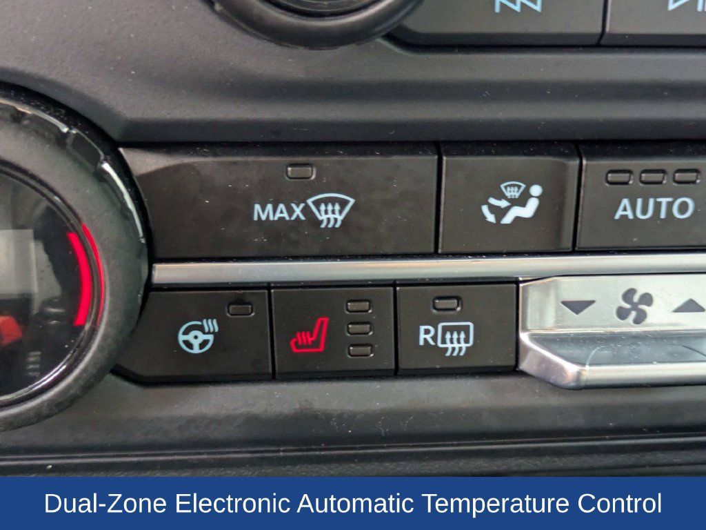 Used 2025 Ford Bronco Badlands AWD/4WD image 23
