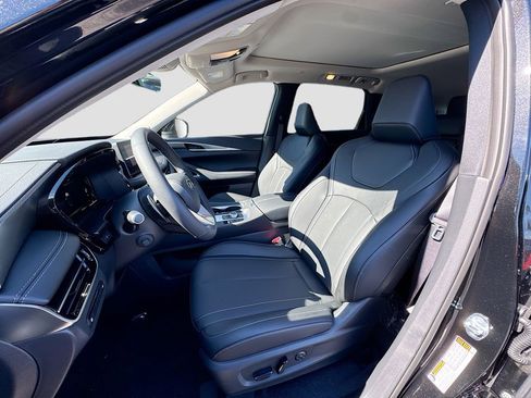 Certified 2026 INFINITI QX60 Luxe w/ Cargo Package image 22