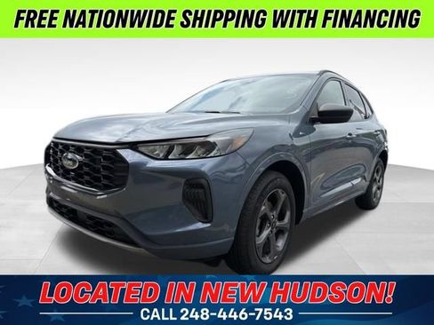 Used 2024 Ford Escape ST-Line w/ Tech Pack #1 AWD/4WD image 1