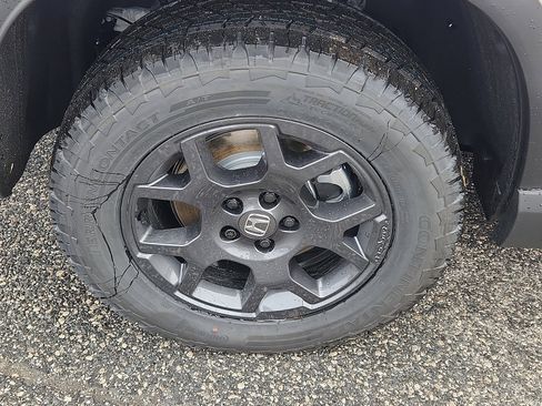 New 2025 Honda Pilot TrailSport image 5