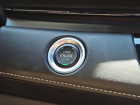 Used 2024 Cadillac Escalade ESV V w/ LPO, Floor Liner Package AWD/4WD image 25
