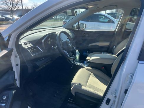 Used 2025 Subaru Ascent Premium AWD/4WD image 8