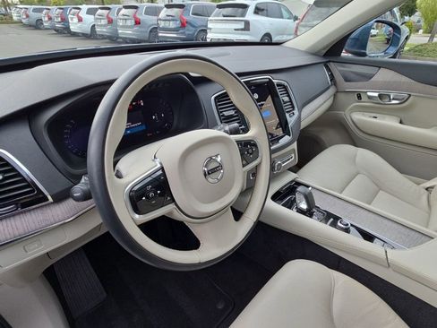 Certified 2023 Volvo XC90 B6 Plus w/ Protection Package Premier AWD/4WD image 7