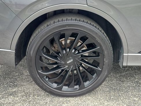 Used 2021 Lincoln Aviator Reserve w/ Equipment Group 210A AWD/4WD image 12