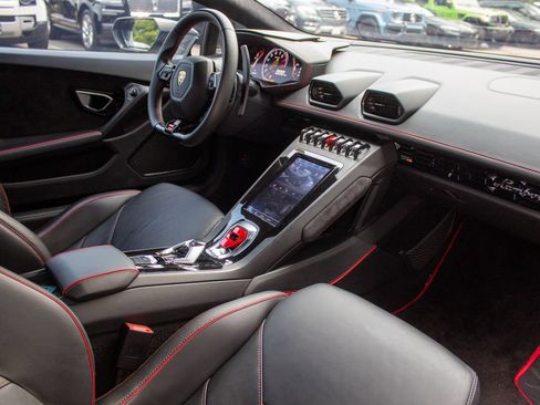 Used 2020 Lamborghini Huracan EVO AWD/4WD image 13