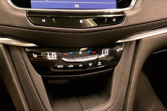 Used 2021 Cadillac XT5 Premium Luxury AWD/4WD image 31