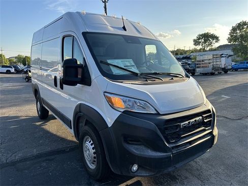 New 2026 RAM ProMaster 1500 w/ Convenience Group image 4