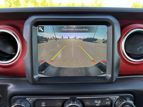 Certified 2020 Jeep Gladiator Rubicon image 25