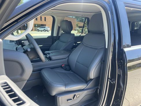 New 2027 Ford Expedition Max Active RWD image 16