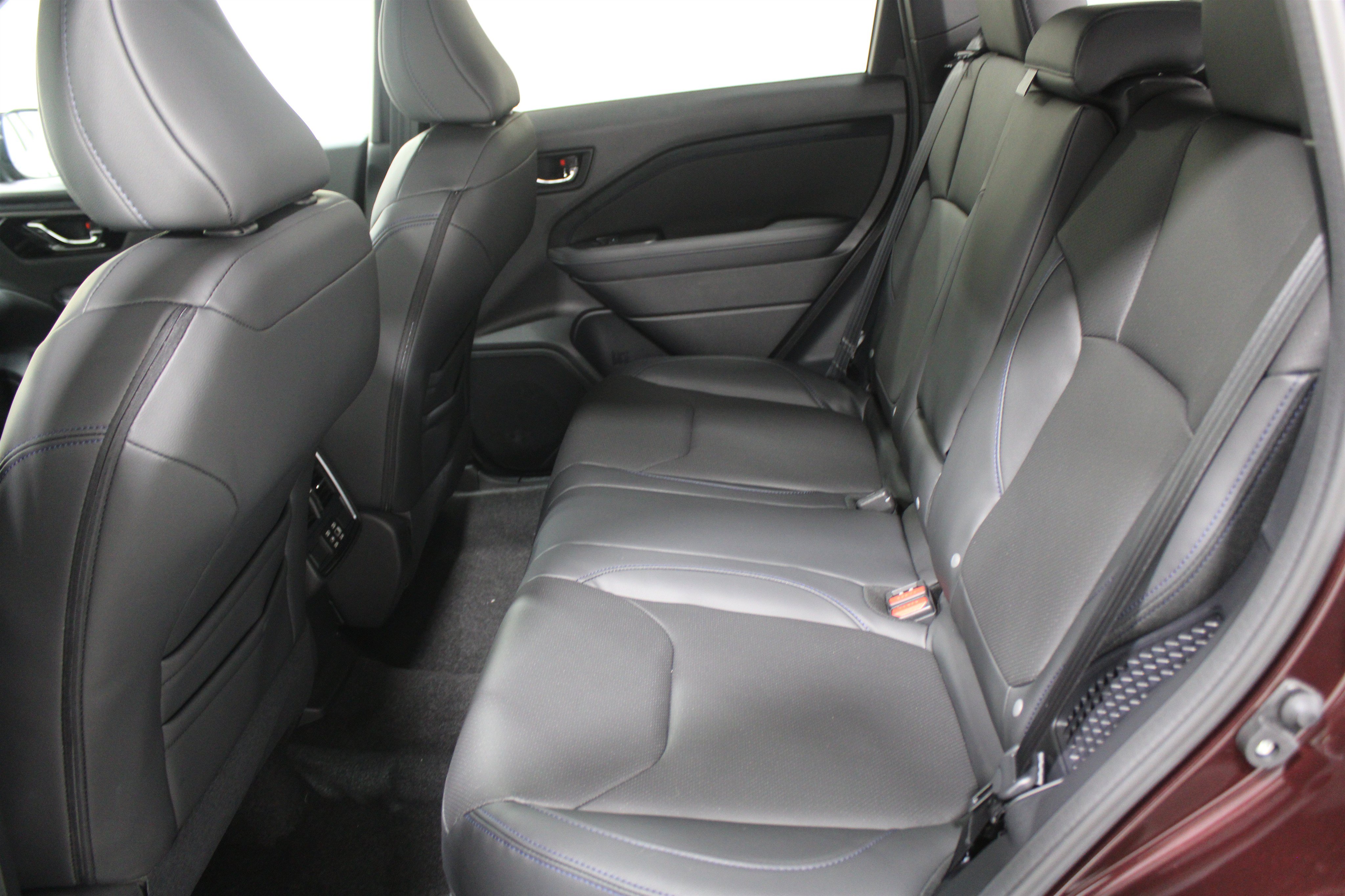 New 2026 Subaru Forester Premium AWD/4WD image 28