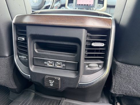Used 2022 RAM 2500 Laramie AWD/4WD image 43