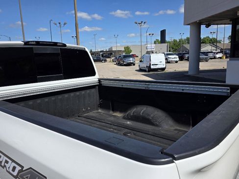 Used 2019 Nissan Titan PRO-4X w/ Pro-4x Convenience Package AWD/4WD image 40