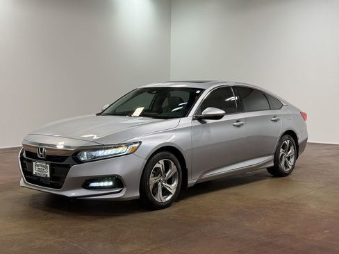 Used 2018 Honda Accord EX-L image 28