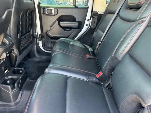 Used 2023 Jeep Wrangler Unlimited Rubicon w/ LED Lighting Group AWD/4WD image 16