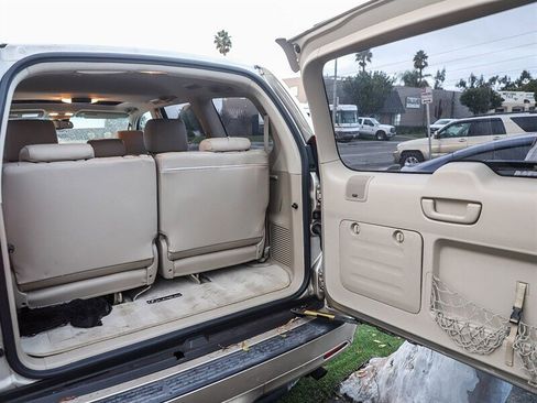 Used 2006 Lexus GX 470 AWD/4WD image 40