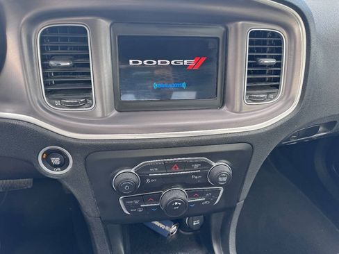 Used 2022 Dodge Charger SXT RWD image 20
