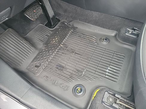 Used 2021 Toyota RAV4 Limited w/ Limited Grade Weather Package image 17