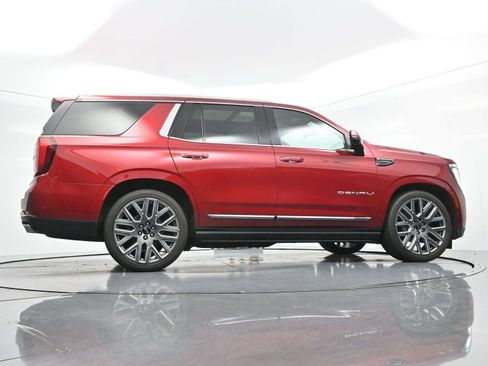 Used 2025 GMC Yukon Denali Ultimate AWD/4WD image 62