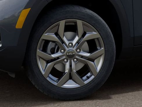 New 2026 Kia Seltos LX FWD image 9