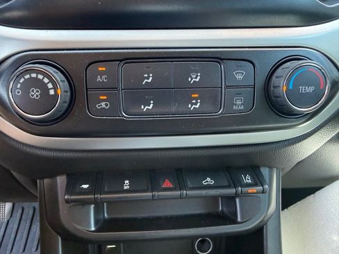 Used 2017 Chevrolet Colorado LT w/ LT Convenience Package RWD image 22