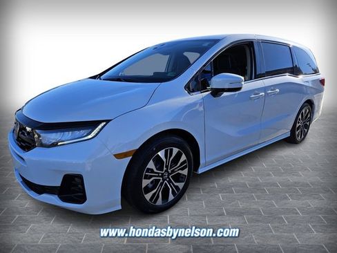 New 2026 Honda Odyssey Elite image 3