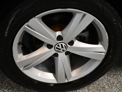 Used 2012 Volkswagen Passat 2.5 SE FWD image 19