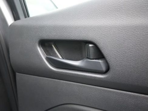 Used 2025 Nissan Altima 2.5 SV FWD image 45