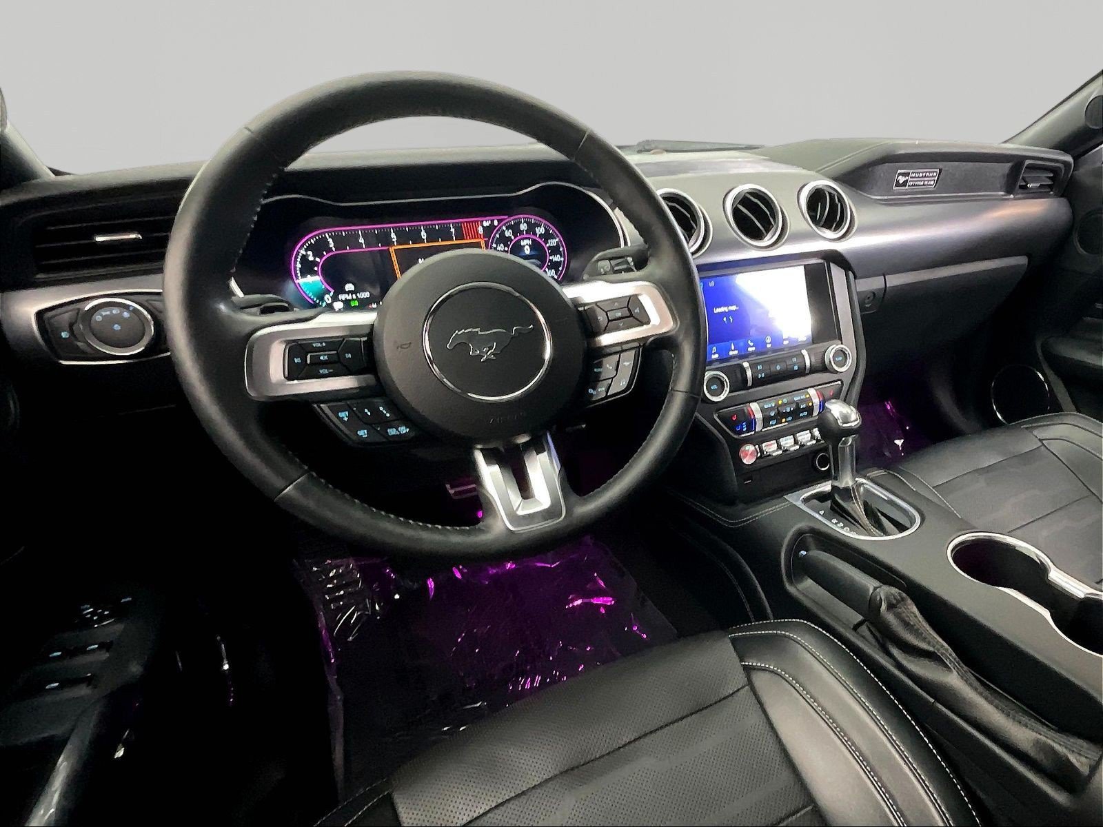 Used 2020 Ford Mustang GT Premium w/ Equipment Group 401A RWD image 7
