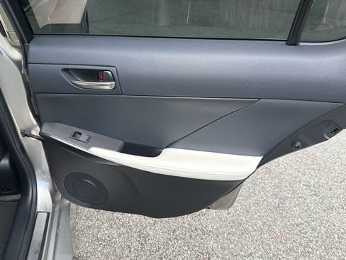 Used 2022 Lexus IS 350 F Sport w/ Navigation Package RWD image 15