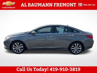 Used 2012 Hyundai Sonata SE w/ Navigation & Sunroof Pkg FWD video 2