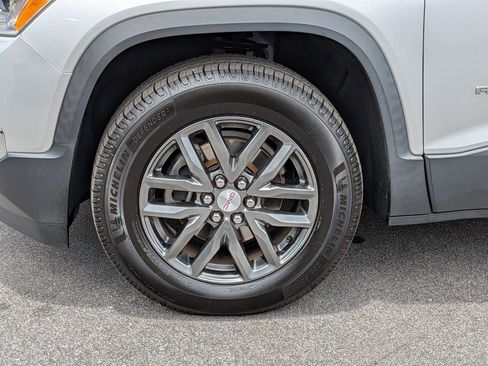 Used 2019 GMC Acadia SLT FWD image 10