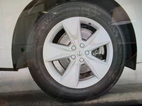 Used 2022 Volvo XC60 B5 Momentum AWD/4WD image 10