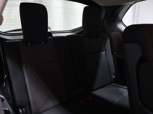 Used 2020 Nissan Pathfinder S image 22