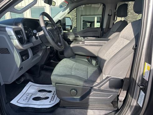 Used 2023 Ford F250 XL w/ XL Off-Road Package image 13