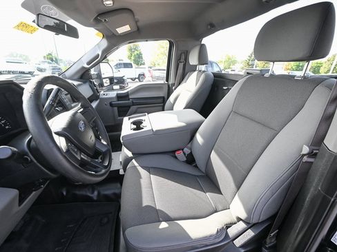 Used 2017 Ford F150 XL w/ Heavy-Duty Payload Package image 18