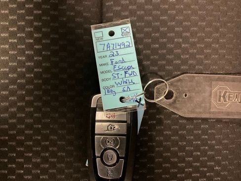 Used 2023 Ford Escape ST-Line w/ Tech Pack #1 FWD image 39
