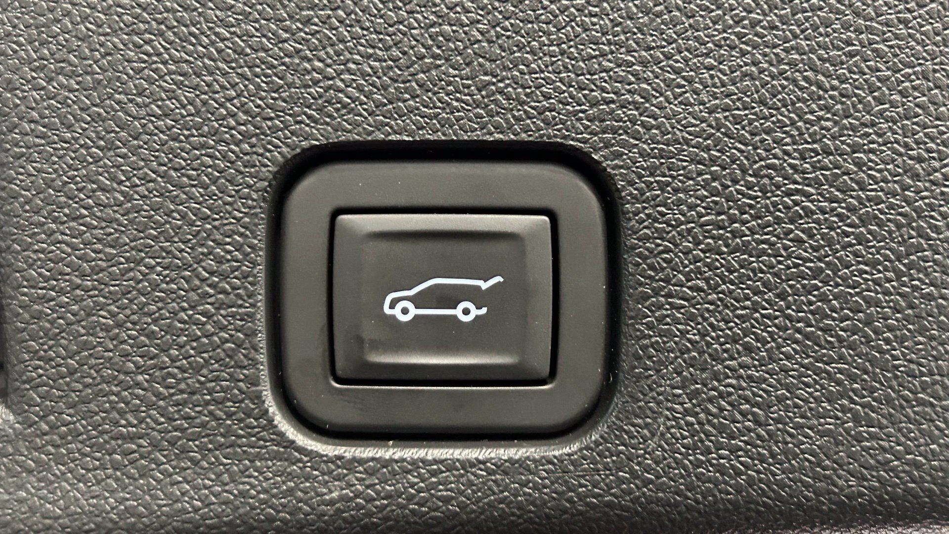 Used 2026 Buick Enclave Avenir w/ Super Cruise Package AWD/4WD image 24