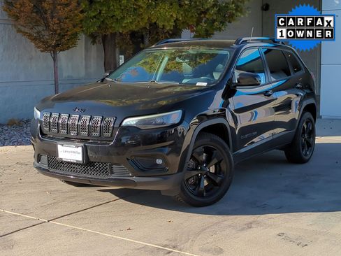 Used 2019 Jeep Cherokee Latitude Plus image 2