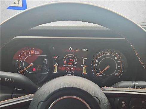 Used 2024 Jeep Gladiator Mojave AWD/4WD image 10