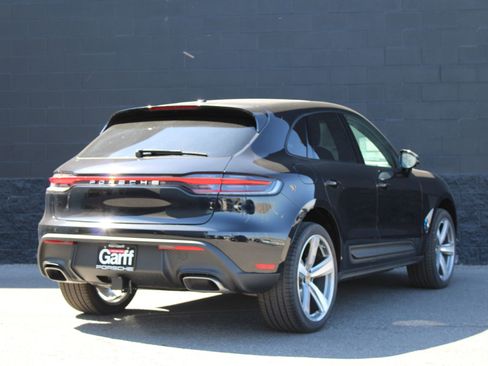 New 2025 Porsche Macan image 9