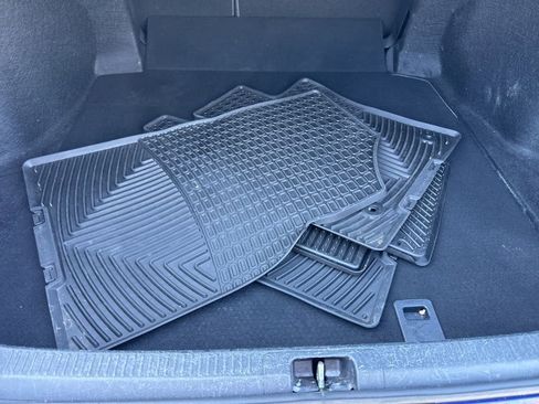 Used 2018 Toyota Camry LE image 34