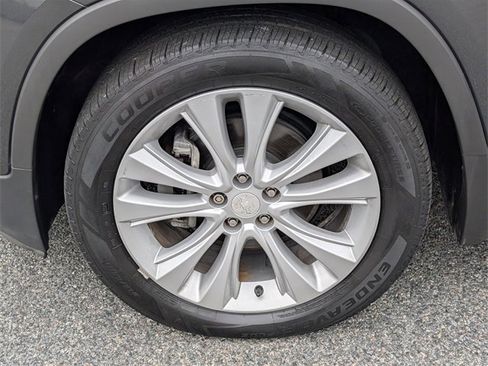 Used 2017 Chevrolet Trax Premier w/ Driver Confidence II Package image 13