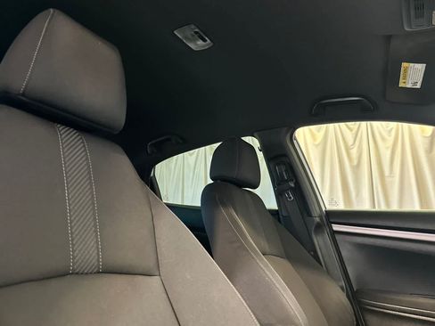 Used 2019 Honda Civic Sport image 18