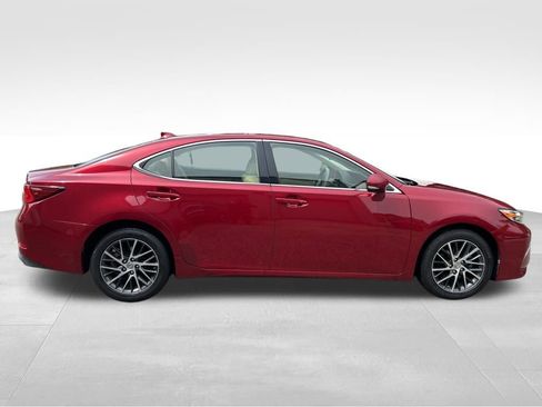 Used 2016 Lexus ES 350 w/ Navigation System Package FWD image 7