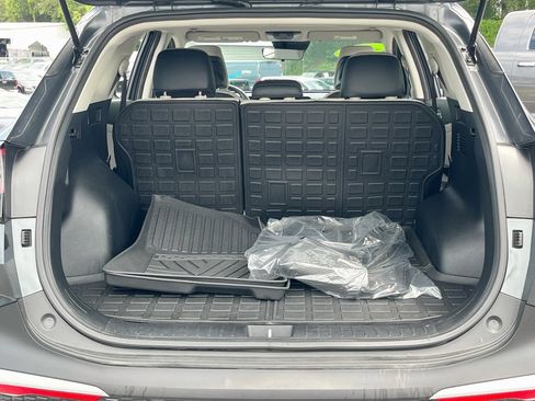 Used 2025 Kia Sportage EX FWD image 25