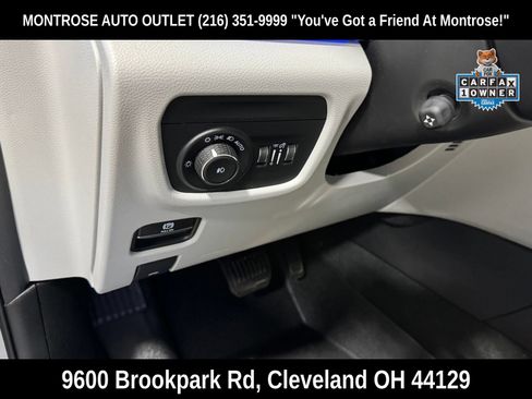 Used 2023 Jeep Grand Cherokee Overland AWD/4WD image 19