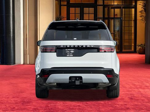New 2026 Land Rover Discovery Limited Edition image 11