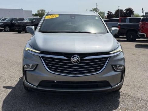 Used 2023 Buick Enclave Essence w/ Trailering Package, 5000 lbs. FWD image 3