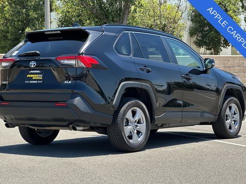Used 2023 Toyota RAV4 XLE FWD image 4